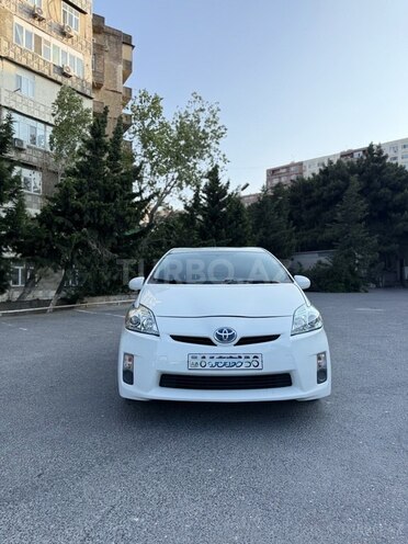 Toyota Prius-1