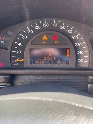 Mercedes C 200-12