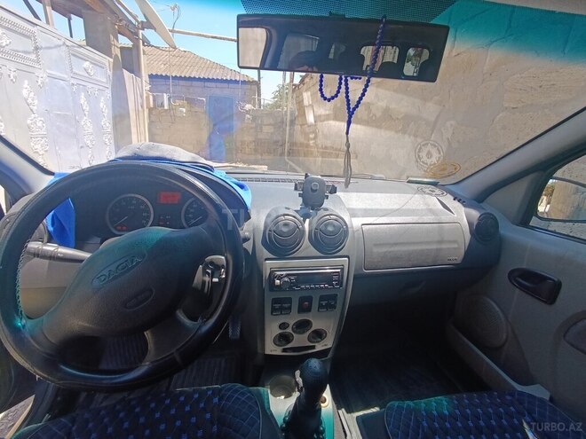 Dacia Logan-3
