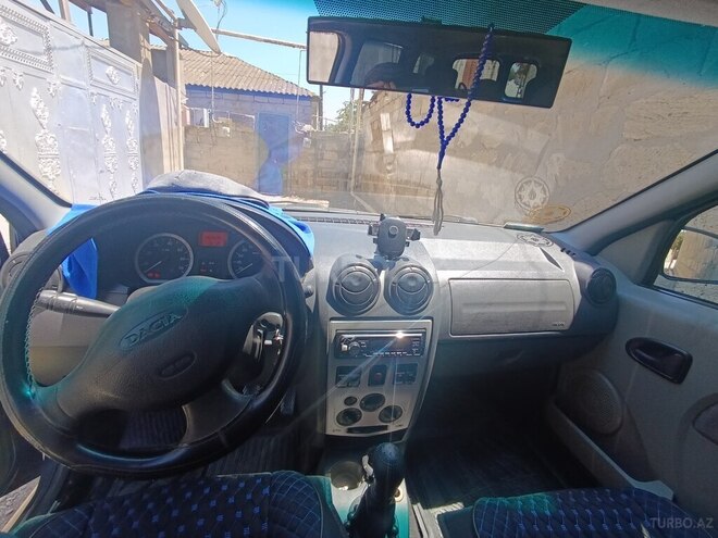 Dacia Logan-4