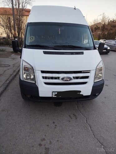 Ford Transit-1