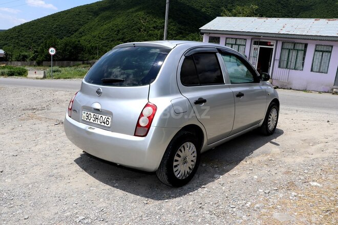 Nissan Micra-7
