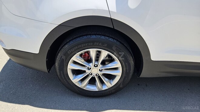 Hyundai Santa Fe-9