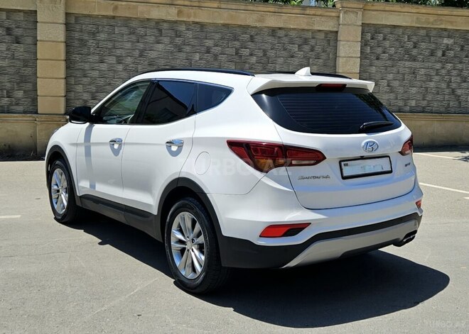 Hyundai Santa Fe-5