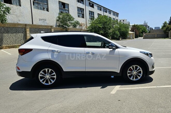 Hyundai Santa Fe-8