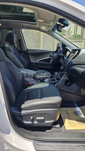 Hyundai Santa Fe-14
