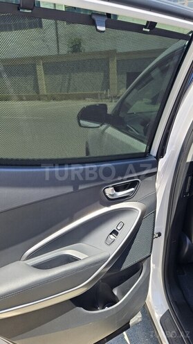 Hyundai Santa Fe-18