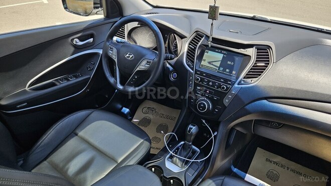Hyundai Santa Fe-16