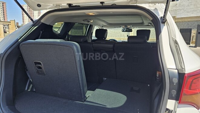 Hyundai Santa Fe-17