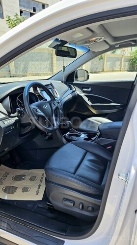 Hyundai Santa Fe-20