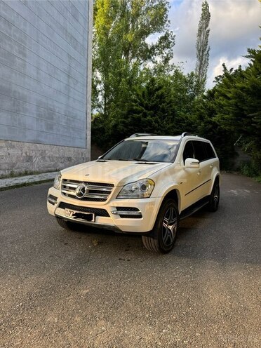 Mercedes GL 350 4MATIC-6