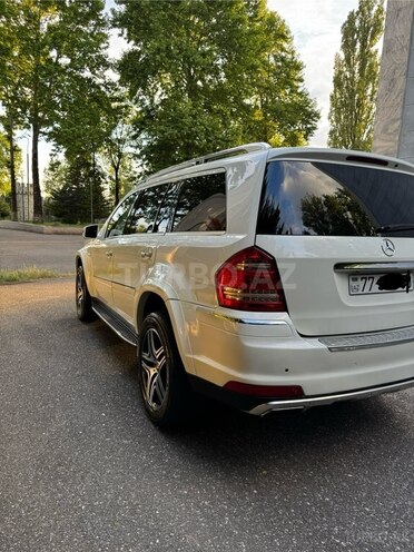 Mercedes GL 350 4MATIC-18