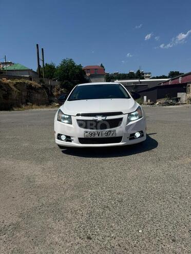 Chevrolet Cruze-1