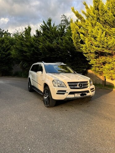 Mercedes GL 350 4MATIC-7
