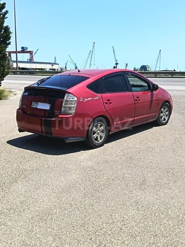 Toyota Prius-4