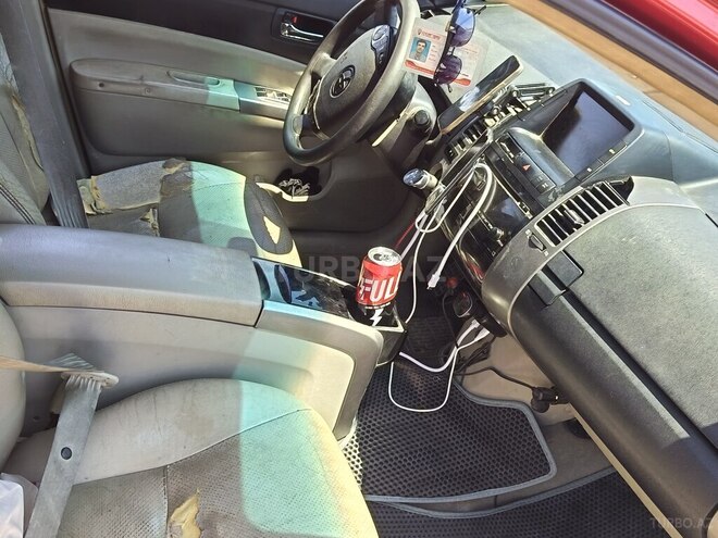 Toyota Prius-10