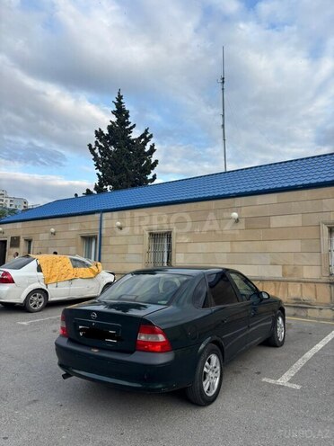 Opel Vectra-6