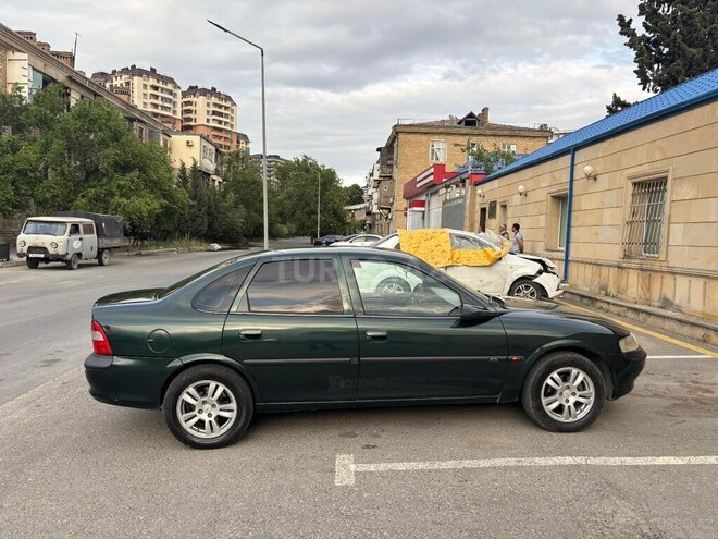 Opel Vectra-8