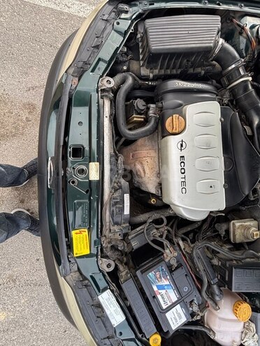 Opel Vectra-13