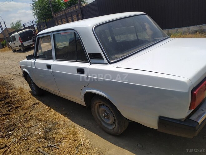 LADA (VAZ) 2107-4