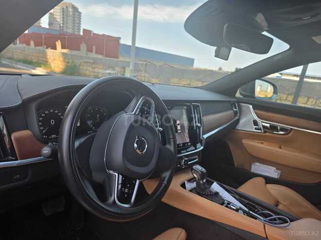 Volvo S90-5