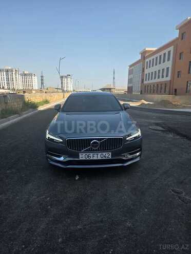 Volvo S90-1