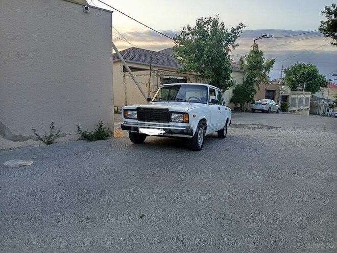 LADA (VAZ) 2107-5
