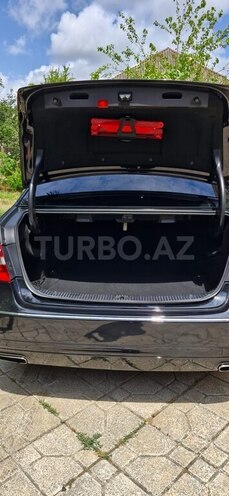 Mercedes E 250-9