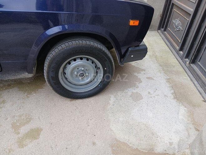 LADA (VAZ) 2107-4