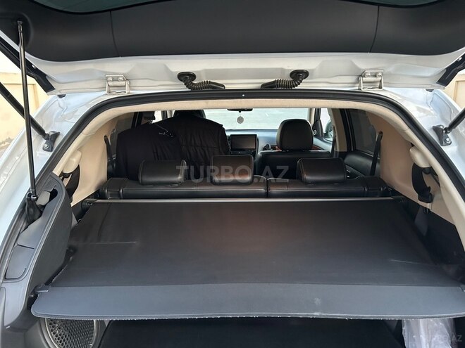 Mitsubishi Outlander-12
