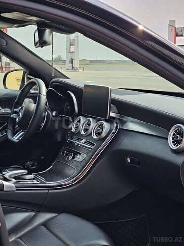 Mercedes C 300-9