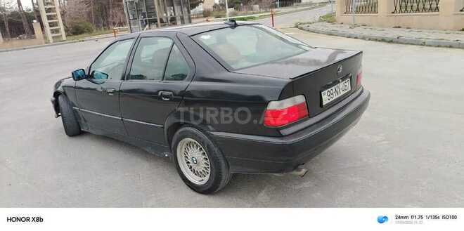 BMW 320-16