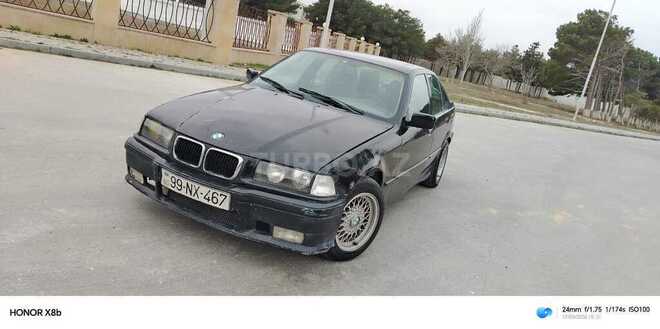 BMW 320-1