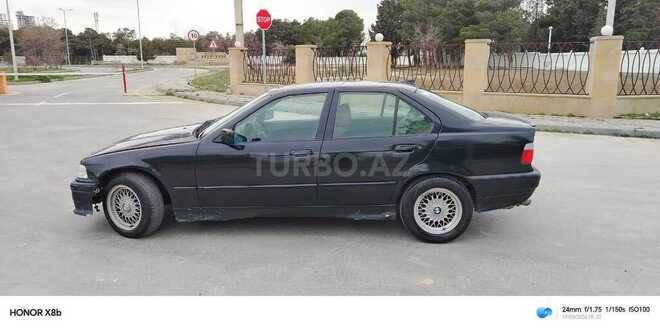 BMW 320-18
