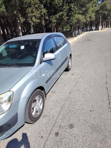 Kia Rio-2