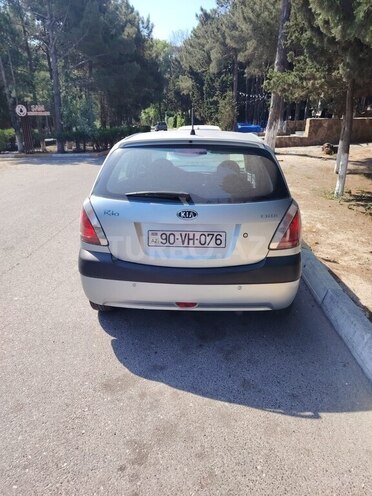 Kia Rio-3