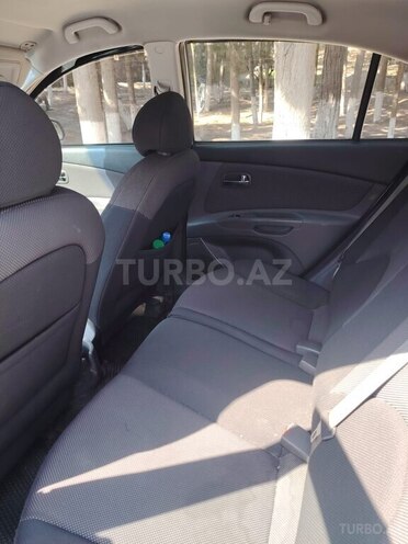 Kia Rio-6