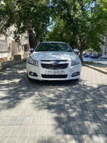 Chevrolet Cruze-1
