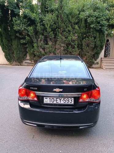 Chevrolet Cruze-8