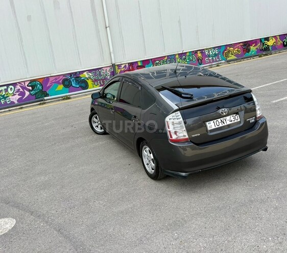 Toyota Prius-15