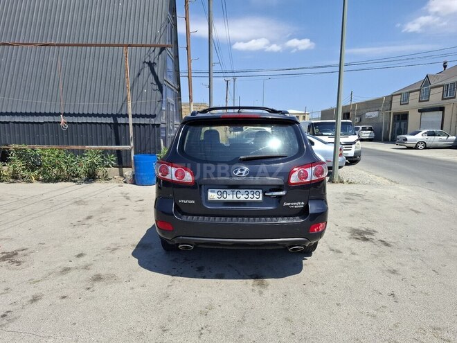 Hyundai Santa Fe-3
