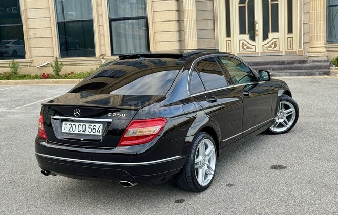 Mercedes C 230-7