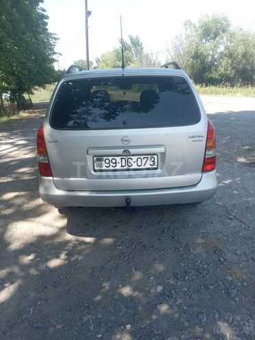 Opel Astra-2