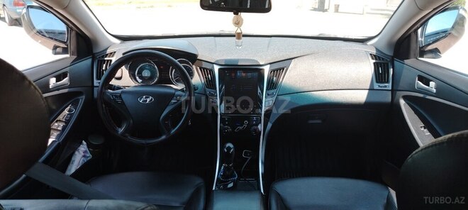 Hyundai Sonata-3