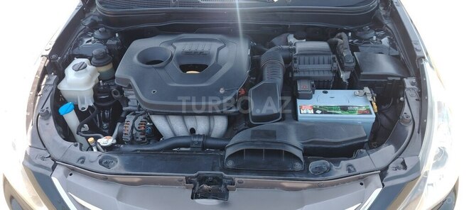 Hyundai Sonata-10