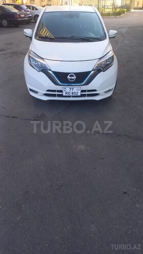 Nissan Note-2