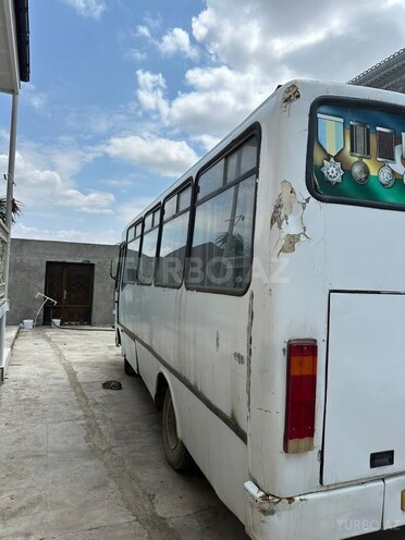 Isuzu Ecobus-3