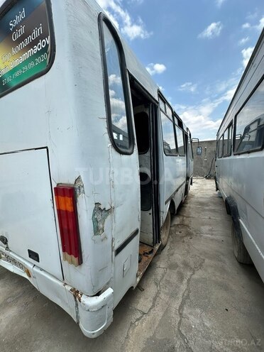 Isuzu Ecobus-4
