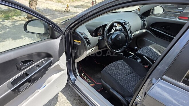 Kia Ceed SW-8