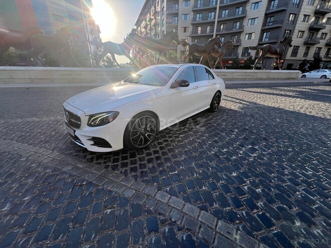 Mercedes E 300-7